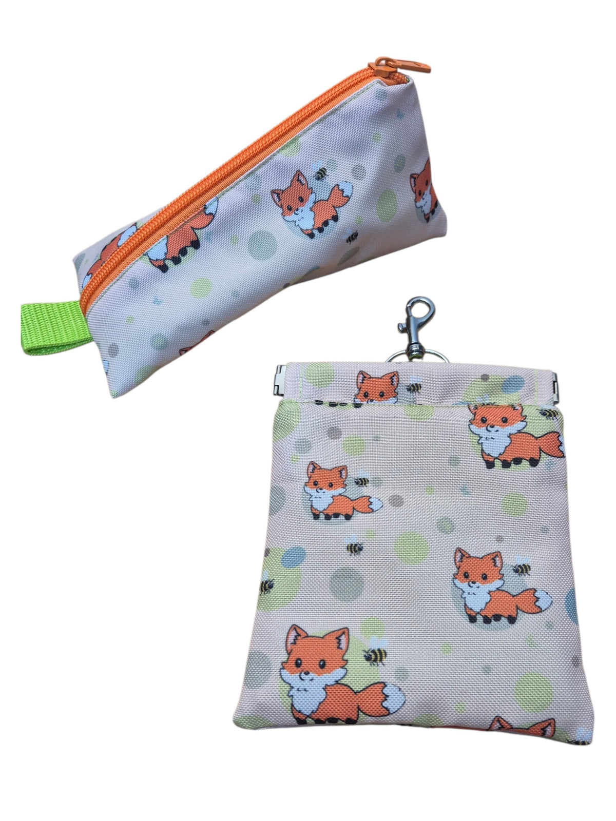 gourmetpfoten.de Leckerlibeutel Set mit Fuchs-Muster, orangefarbenem Reißverschluss und praktischer Trageschlaufe