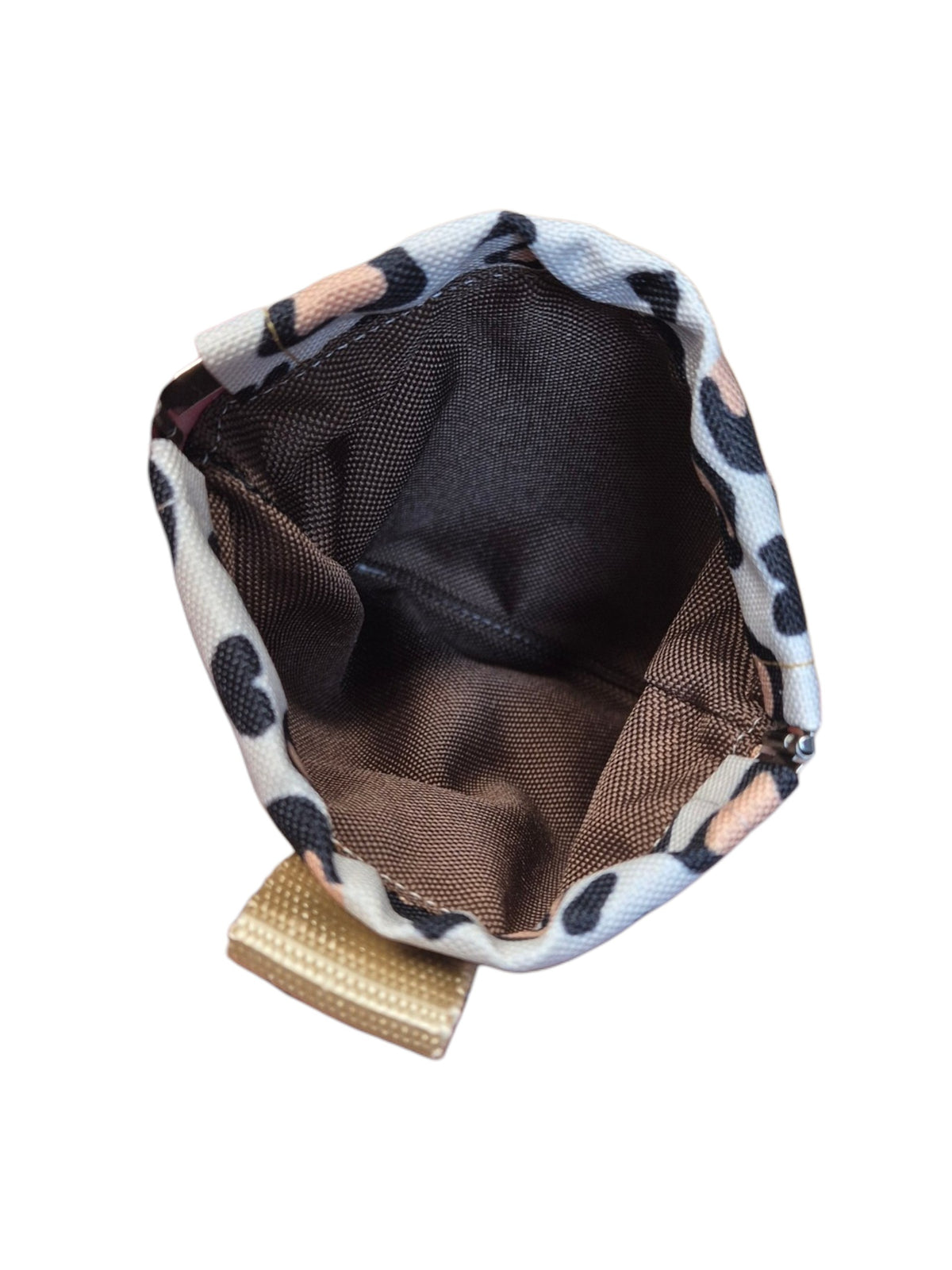 gourmetpfoten.de Leckerlibeutel mit Herz-Leopardenmuster in Beige und Schwarz, innen mit dunklem, abwischbarem Futter