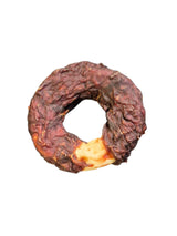gourmetpfoten.de natürlicher Kausnack Ring aus getrockneter Haut für die Zahnpflege von Hunden