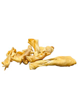 gourmetpfoten.de natürliche Rinderohren Kausnacks für Hunde als gesunde und fettarme Belohnung