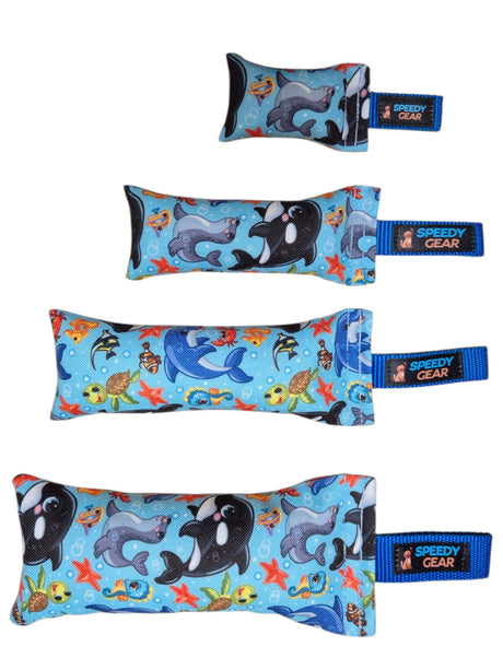 gourmetpfoten.de SPEEDY GEAR Zerrspielzeug für Hunde mit blauem Unterwasser-Motiv und praktischer Handschlaufe